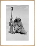 Salim bin Kabina with his rifle