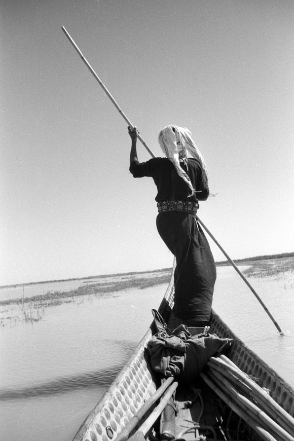 Poling Thesiger's tarada in the Marshes