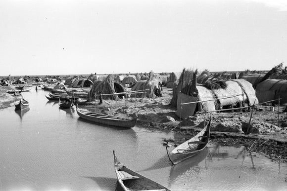 Houses and boats at Shataniya
