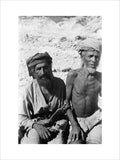 Portrait of two middle-aged Sa'ar ...