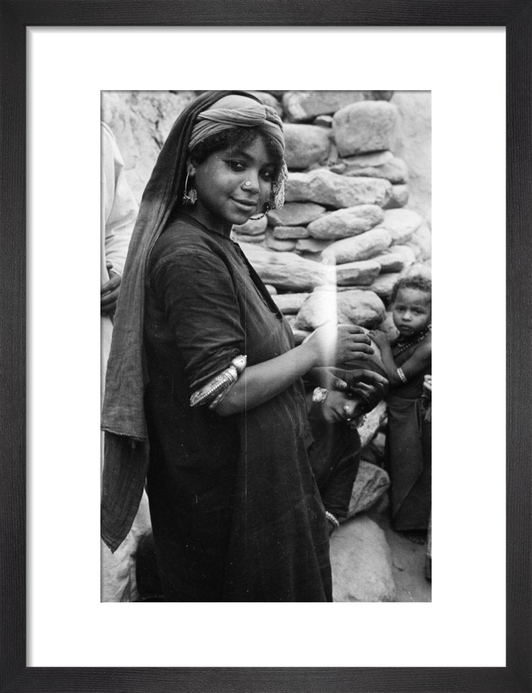 Portrait of a Roma girl ... – Pitt Rivers Museum Prints