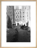 Street in Shibam. Tall houses ...