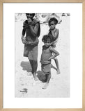 Group portrait of two young ...