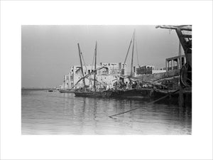 View of dhows (sailboats) sitting ...