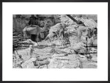 Mahra Bedouin with water-skins at ...