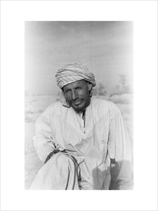 Seated portrait of Alaiwa bin ...