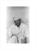 Seated portrait of Alaiwa bin ...